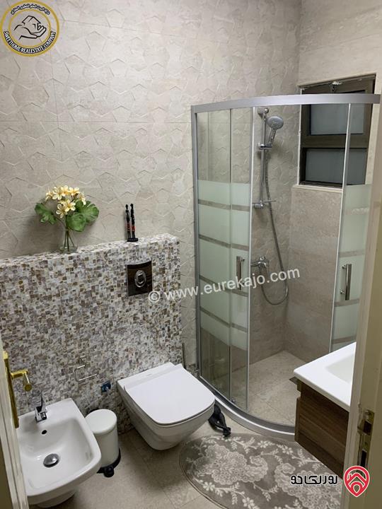 شقة مفروشة طابق ثاني 140م تشطيب سوبر ديلوكس للبيع في عمان - ضاحية الأمير راشد