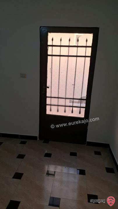 شقة ارضية مساحة 150م مع ترس وكراج خاص 30م للبيع في عمان - ضاحية الاقصى