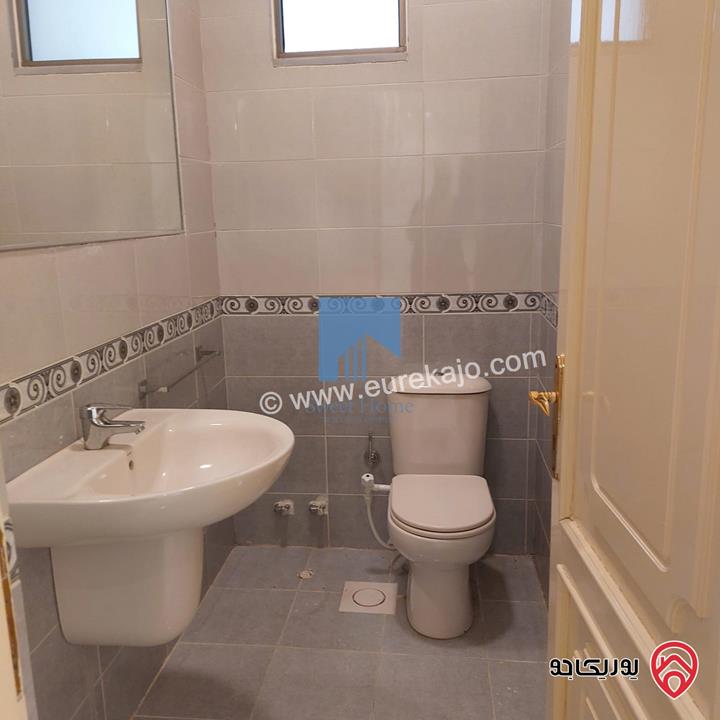 شقة مميزة طابق اول 185م  للبيع في عمان - دير غبار