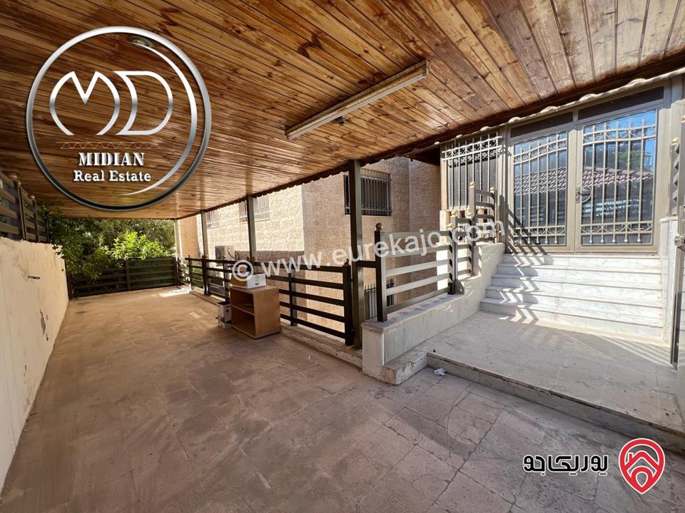 شقة ارضية للبيع في عمان - ضاحية الرشيد مساحة 170م مع ترس 80م تشطيبات سوبر ديلوكس بسعر مميز