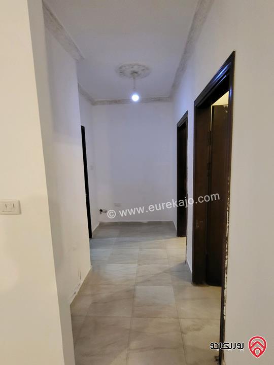 شقة ( فارغ + مفروش ) سكن طالبات للايجار في اربد - مجمع عمان الجديد