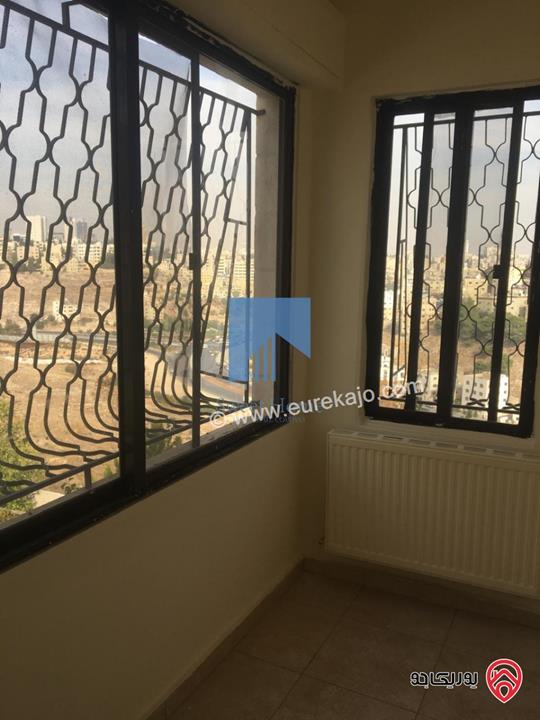 شقة مميزة للبيع في عمان - عبدون طابق اول 130م بسعر مغري