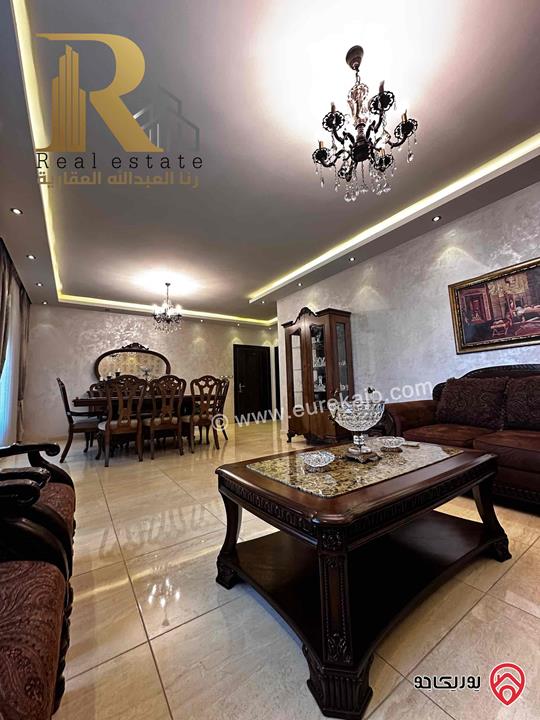 شقة طابق ثالث مساحة 232م للبيع في عمان - ضاحية النخيل 