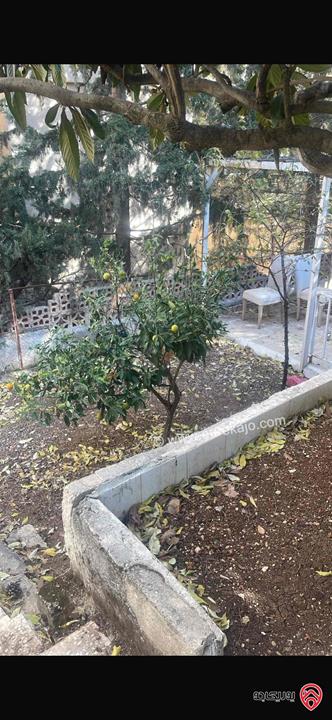 شقة ارضية مساحة 133م داخلي و 550م خارجي للبيع في عمان - ضاحية الحسين الرابية