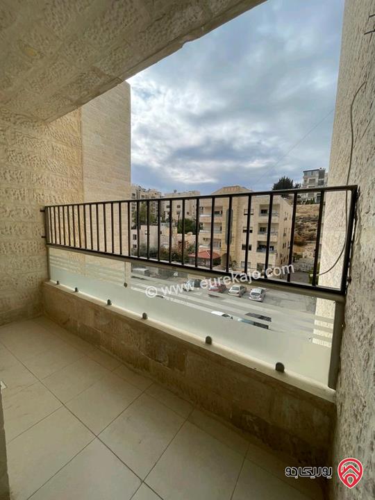 شقة مساحة 135م طابق ثاني للبيع في عمان - ضاحية الرشيد 