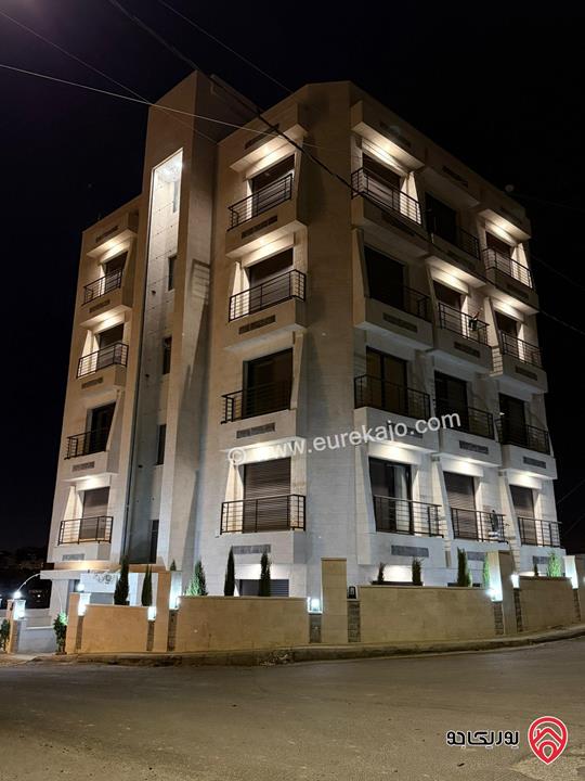 شقة طابقية سوبر ديلوكس مساحة 176م للإيجار في عمان - حجار النوابلسة