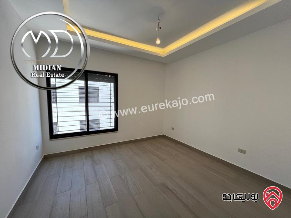 شقق جديدة فارغة للايجار في عمان - الكرسي مساحات 180م تشطيبات و ديكورات فاخرة اطلالة جميلة
