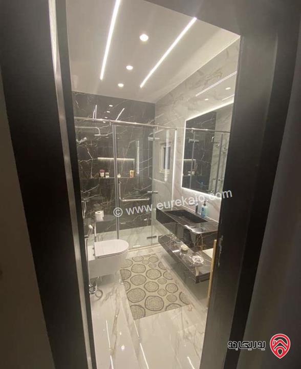 شقة مميزة للبيع في عمان - أم السماق خلف مكة مول طابق اول 126م بسعر مغري