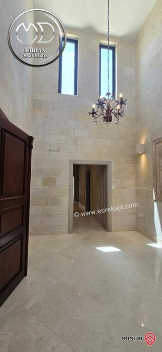 رووف طابقي فارغ للايجار في عمان - أجمل مواقع ام السماق مساحة 500م مع تراسات تشطيبات ديكورات عصرية فاخرة اطلالة رائعة