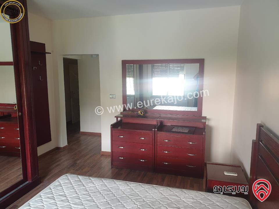 شقة مميزة للبيع في عمان - جبل عمان  - خلف فندق فيرمونت عمان طابق ثاني 200م تشطيب سوبر ديلوكس