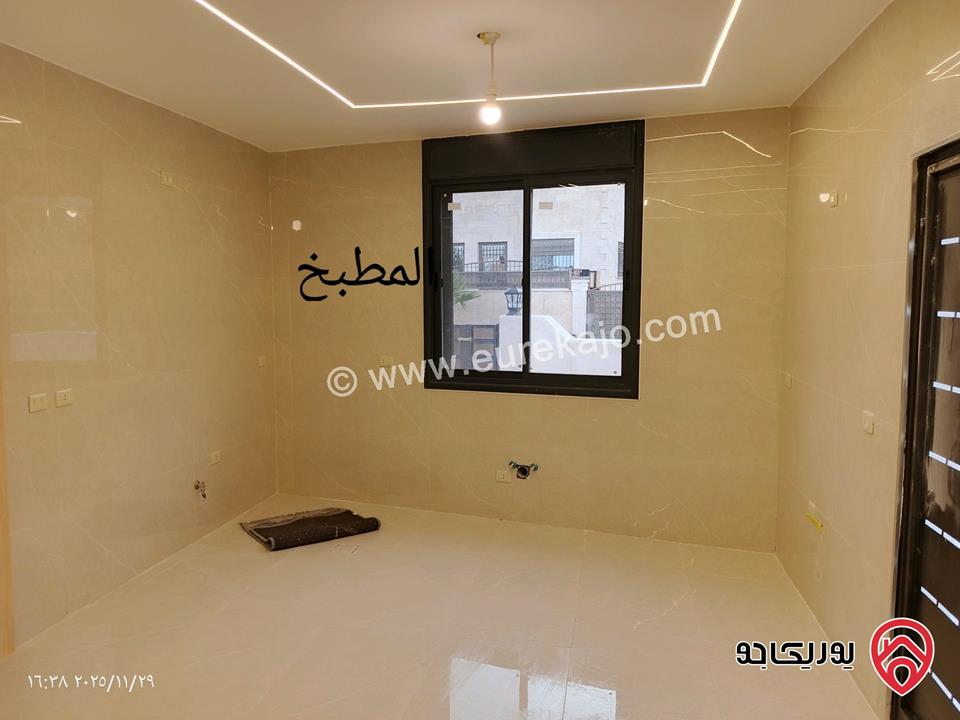 منزل مستقل مساحة 290م على أرض 303م بناء حديث للبيع في عمان - أبو علندا