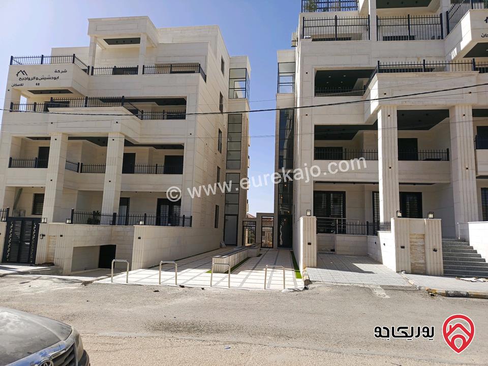 شقق مساحة 159م للبيع في مادبا - حنينا خلف مسجد المسيح 