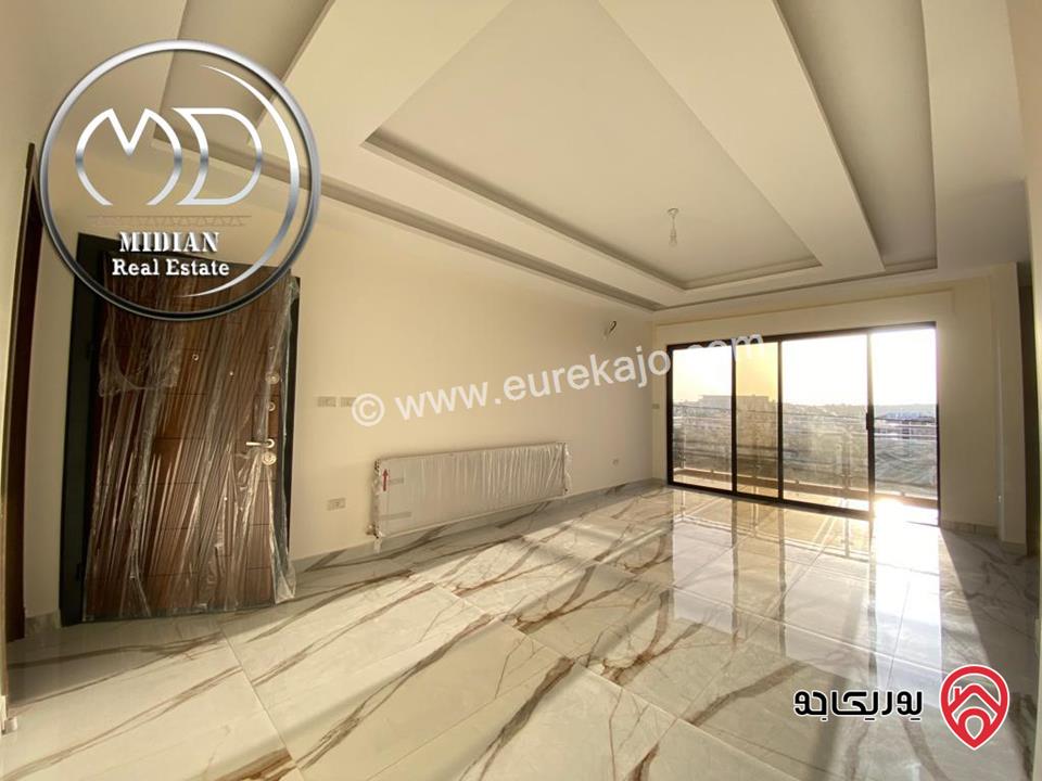 شقة دوبلكس جديدة للبيع في عمان - خلدا العوجانية طابق أخير مع روف مساحة 250م مع تراسات اطلالة رائعة بسعر مميز