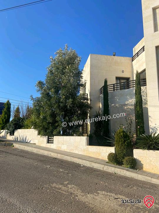 فيلا مساحة 1050م على أرض 750م للبيع في عمان - الظهير