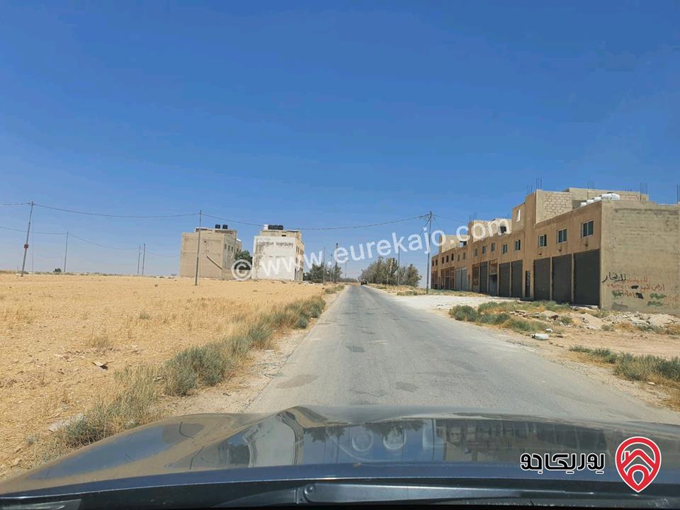 ارض صناعي للبيع في عمان- الجيزه خلف بلديه الجيزه حوض الحجره مساحة 380م