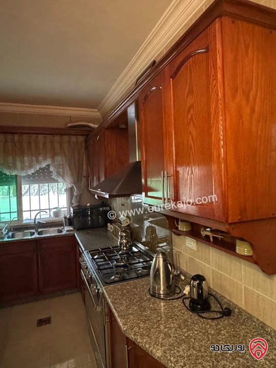 شقة أرضية مساحة 180م للبيع في اربد بالقرب من مركز أمن الشرقي 