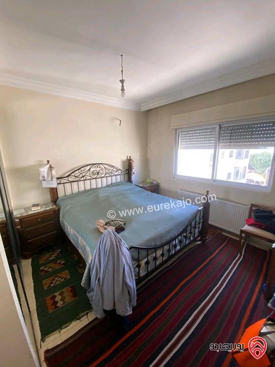 شقة طابق ثاني مساحة 210م للبيع  في عمان - حي الصحابه رجم عميش