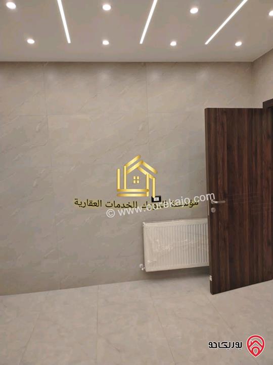 شقة سوبر ديلوكس مساحة 200م طابق ثاني للايجار في عمان - خلدا 