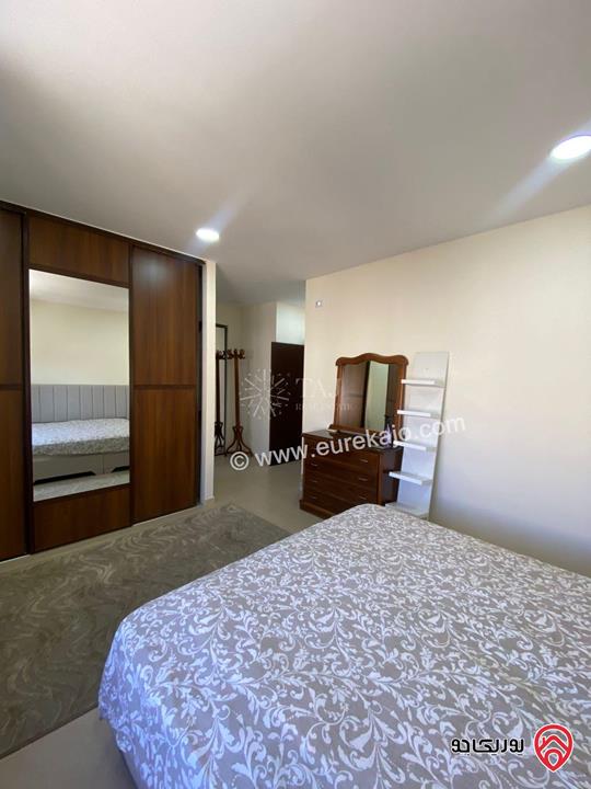 شقة مفروشة فاخرة طابق ثالث مساحة 204م للبيع أو للايجار في عمان - عبدون