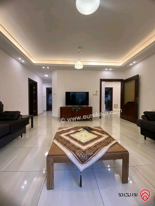 شقة مفروشة طابقية فاخرة بتشطيبات سوبر ديلوكس مساحة 210م للإيجار في عمان - تلاع العلي