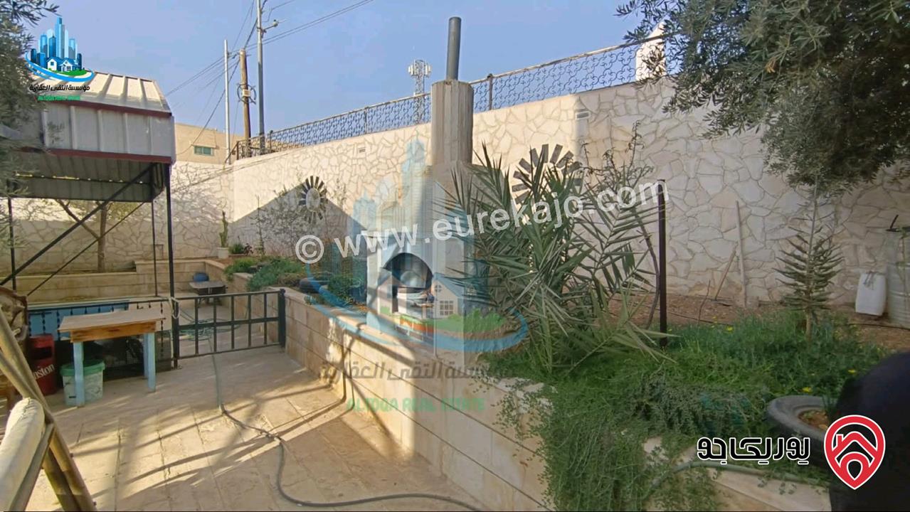 فيلا مساحة 680م على أرض 889م للبيع في الزرقاء الجديدة