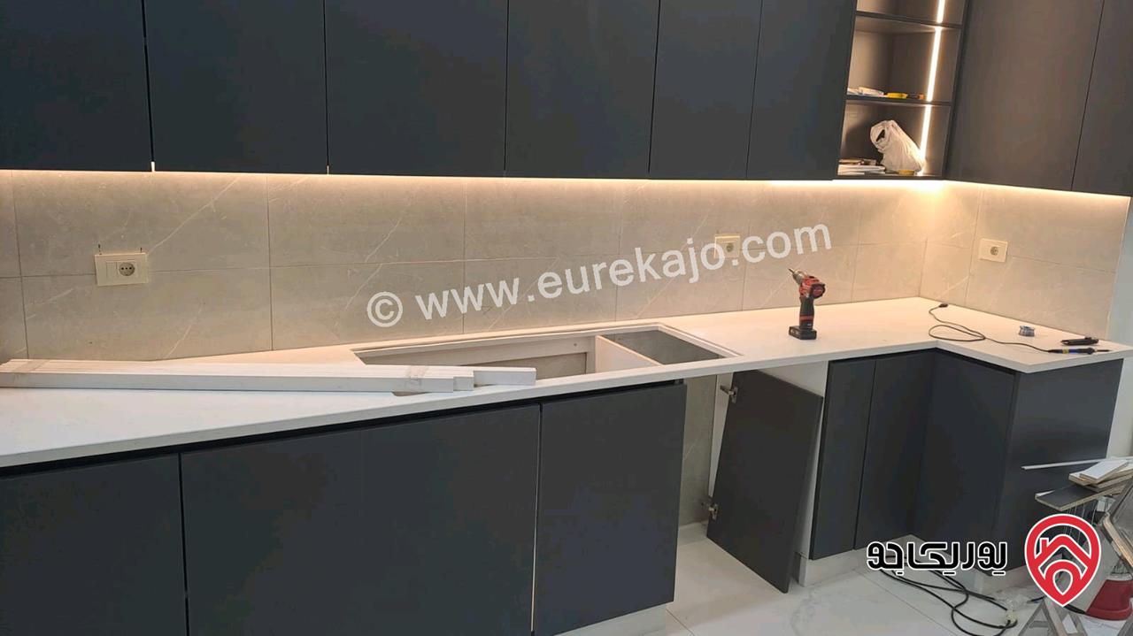 شقة طابق أرضي مساحة 173م داخلي و 160م خارجي للبيع في اربد - ايدون