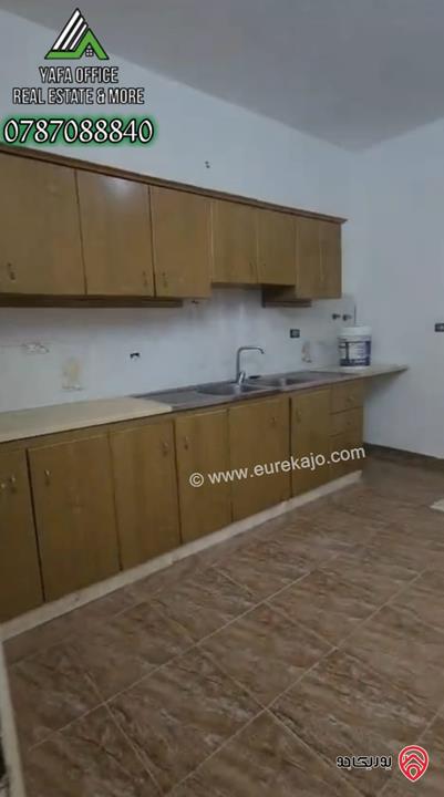 شقة دوبلكس شبه ارضية مساحة 280م داخلي و 120م خارجي للبيع في عمان - المدينة الرياضية
