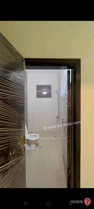 شقة جديدة طابق أخير دوبلكس مساحة 240م للبيع في اربد