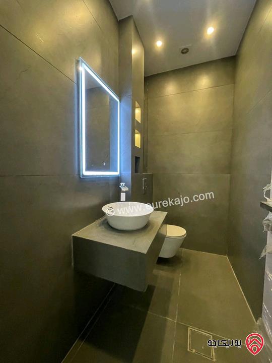 شقة شبه ارضية مساحة 230م للإيجار سوبر ديلوكس في عمان - حي الصحابة 