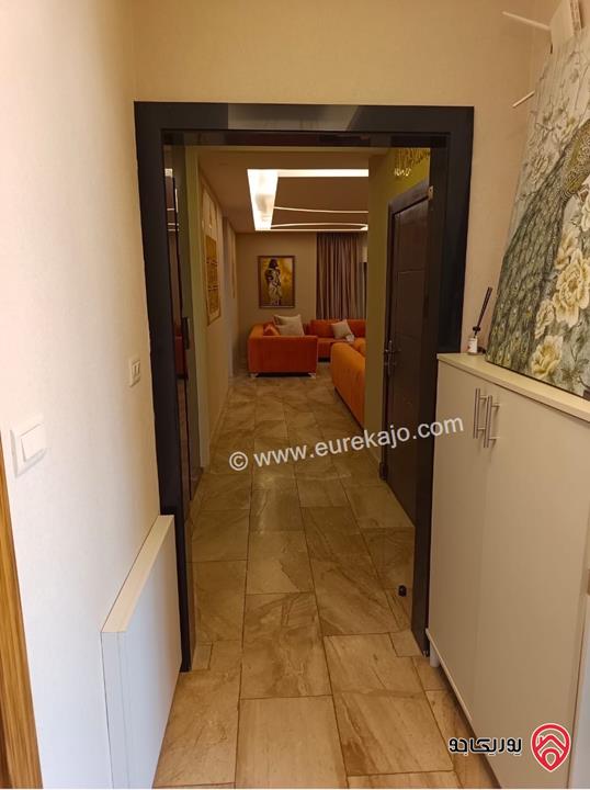 رووف فاخر جدا مفروش مساحة 150م داخلي و 200م خارجي للايجار في عمان - عبدون من المالك مباشرة وللعائلات فقط 