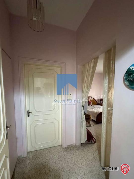 شقة أرضية مميزة للبيع في عمان - الجندويل 208م مع ترس 50م بسعر مغري