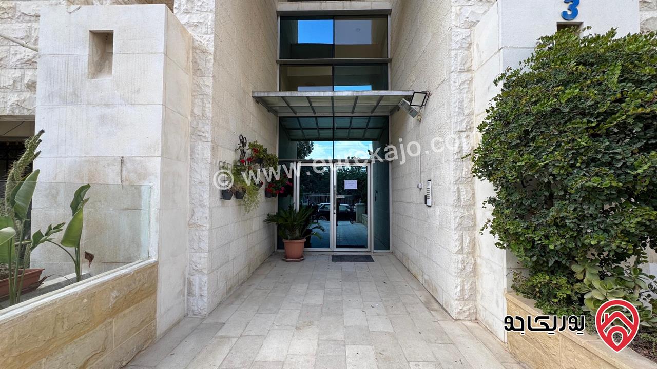 Unfurnished 4 Bedroom Apartment 300 Sqm for rent in Amman - 5th Circle
