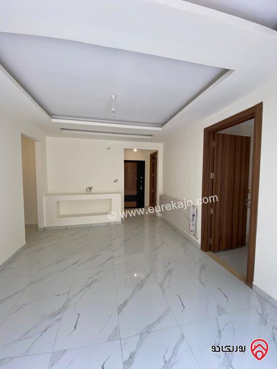 شقة سوبر ديلوكس مساحة 163 م شبه أرضية للبيع في شفا بدران 