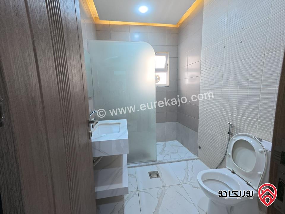 شقة مفروشة فاخرة طابق أول مساحة 180م للايجار في عمان - ام السماق 