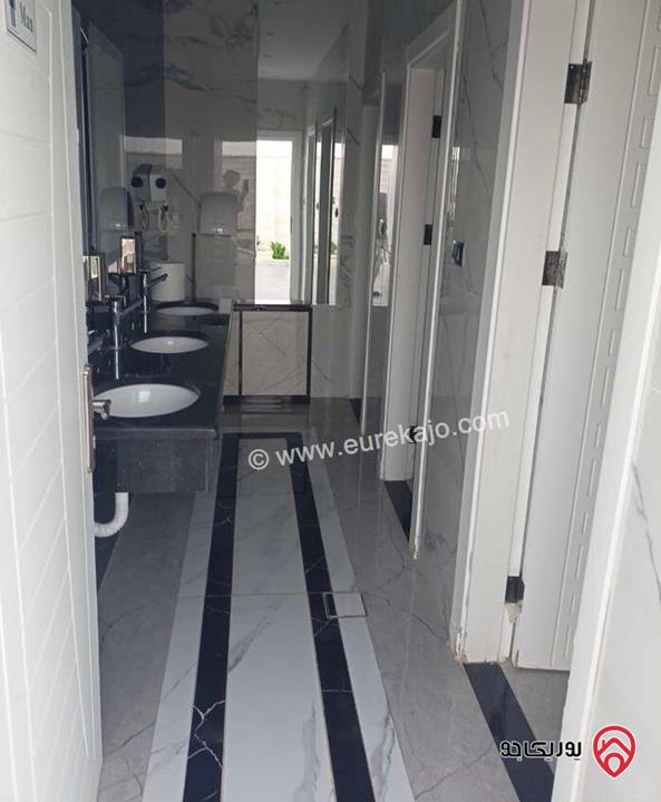 فيلا فاخرة مساحة 330م على أرض 1 دونم مفروشة للايجار في عمان - طريق المطار