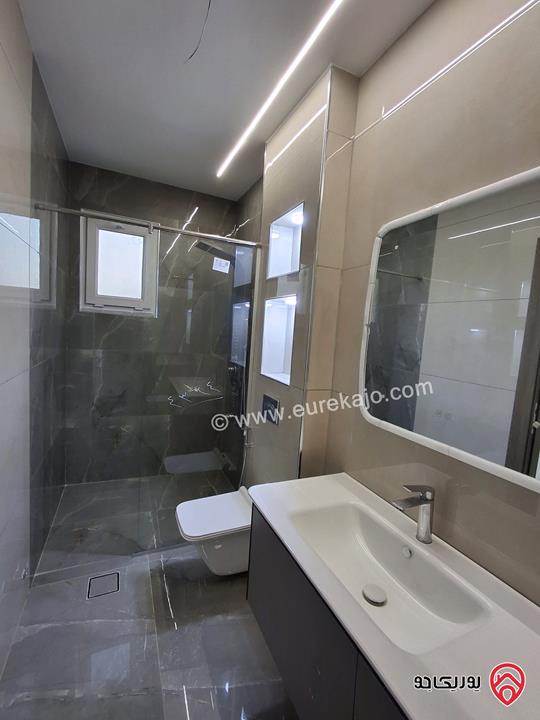 شقة طابق رابع دوبلكس مساحة 210م للبيع في عمان - الجبيهة 