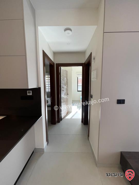 شقة مفروشة جديدة طابق أرضي مساحة 81م للبيع في عمان - الصويفية