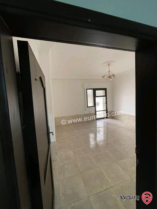 شقة شبه ارضية مساحة 150م للبيع في عمان - ضاحية الرشيد 