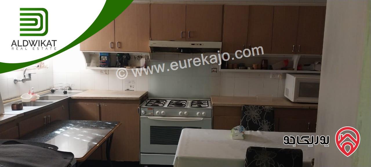 فيلا مستقلة للبيع في عمان - دابوق مساحة البناء 900م ، الارض 1580م ،الحديقة 800م والترس 400م