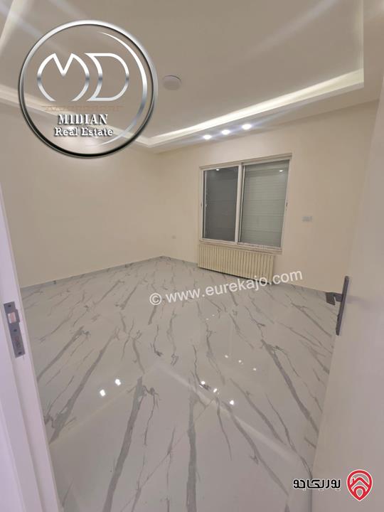 شقة فارغة للايجار في عمان - الرابية مساحة 215م 4 نوم طابق اول تشطيبات سوبر ديلوكس بسعر مميز