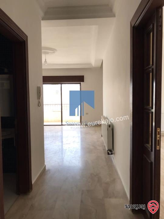 شقة مميزة للبيع في عمان خلدا - خلف بردايس وقرب مدارس المستقلة طابق ثالث 191م بسعر مغري