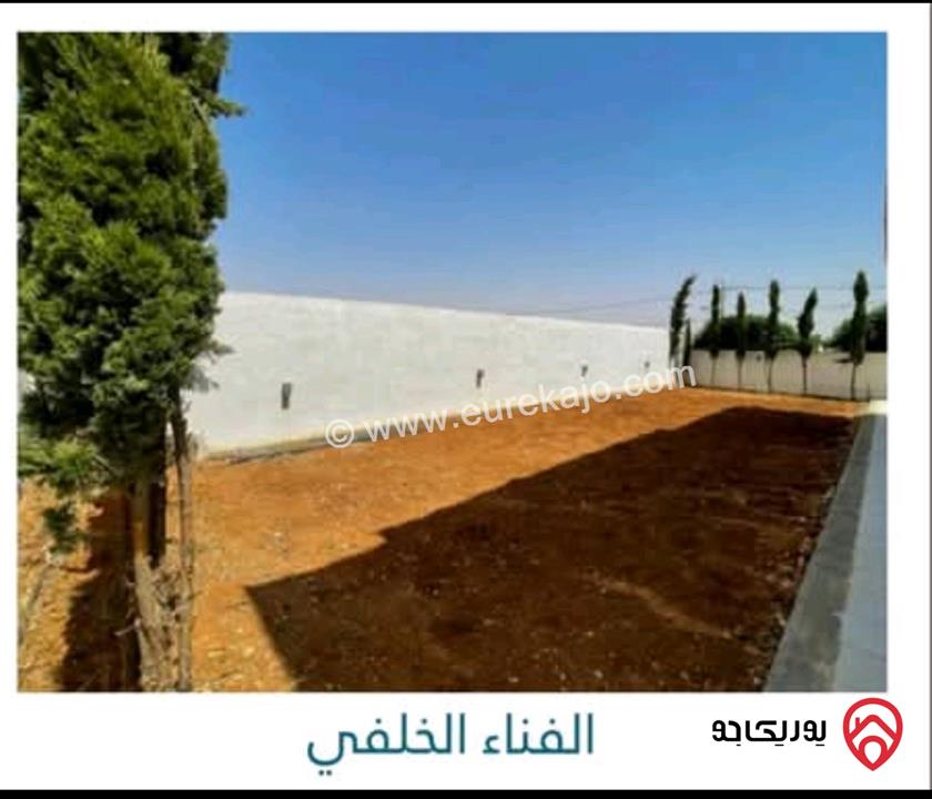 فيلا فخمة سوبر ديلوكس مساحة 453م على أرض 450م للبيع في عمان - طريق المطار قرب ايكيا 