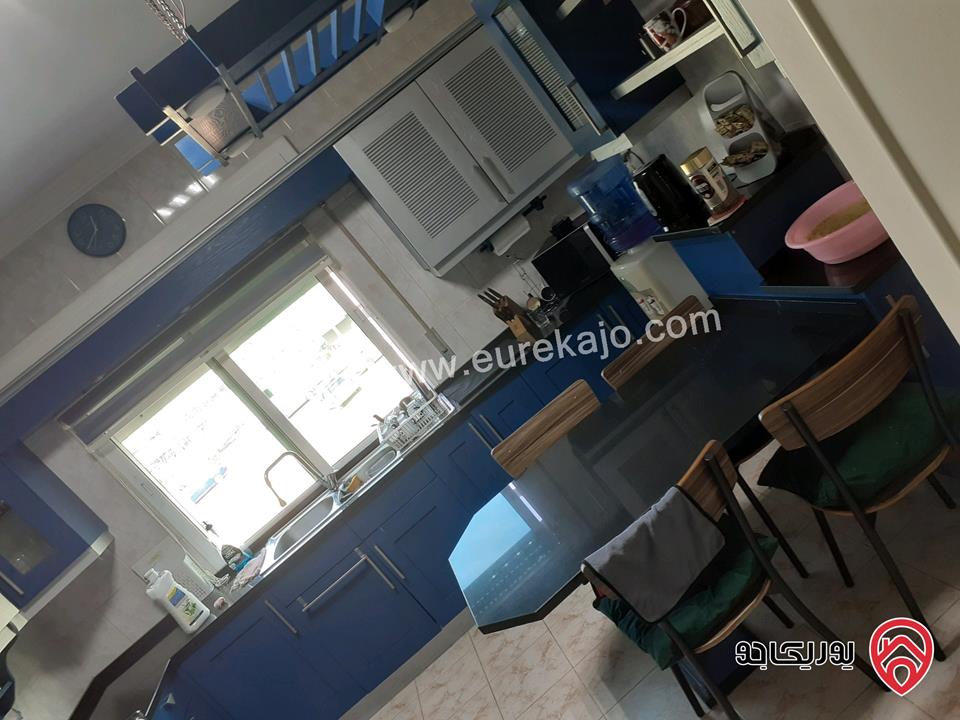 شقة مساحة 175م طابق أول للبيع في عمان - الدوار السابع 