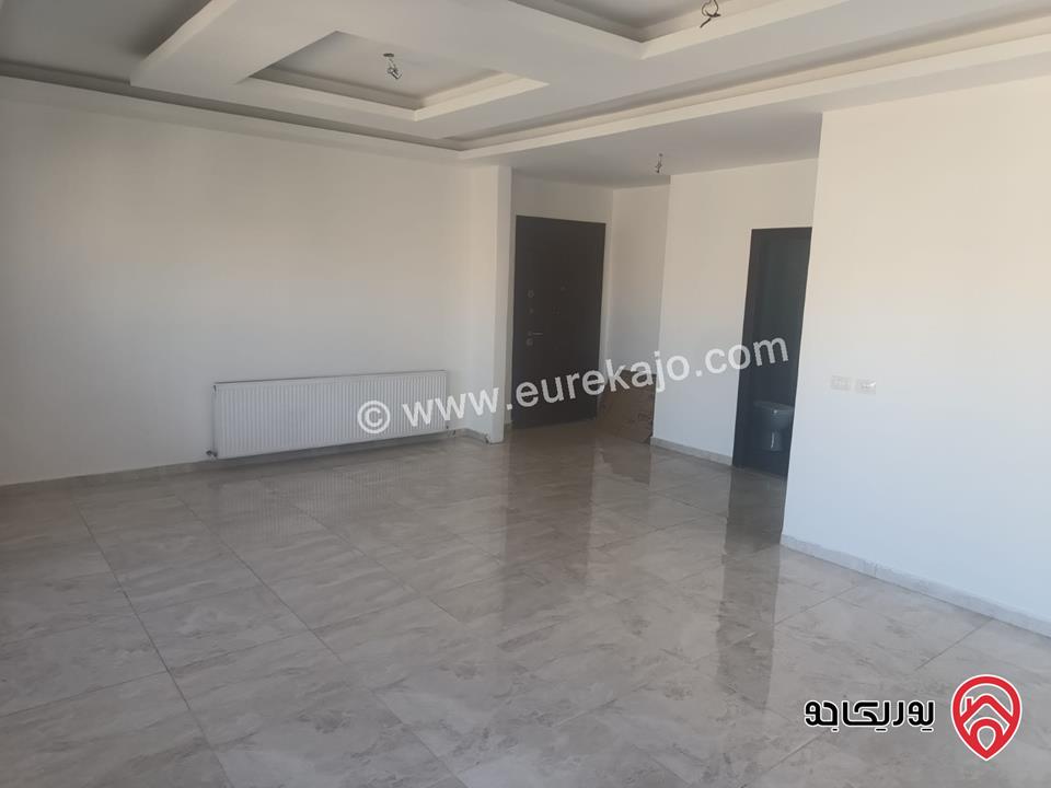 شقة مميزة طابق ثاني مساحة 174م للبيع في عمان - خلدا