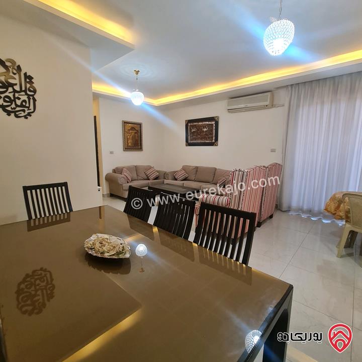 شقة مفروشة طابق ثالث مساحة 127م للبيع في عمان - على شارع المطار مباشرة