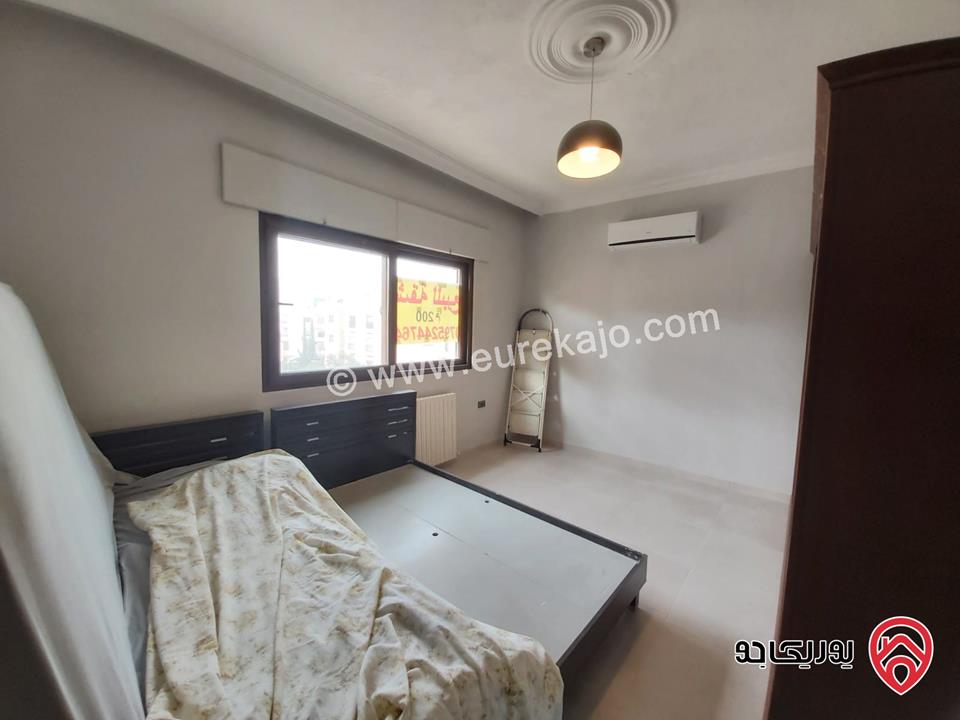 شقة طابق ثاني مساحة 200م للبيع  في عمان - ام اذينة