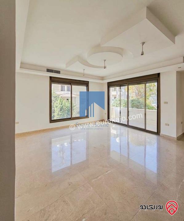 شقة طابقية طابق اول 223م تشطيب سوبر ديلوكس للبيع في عمان - دير غبار