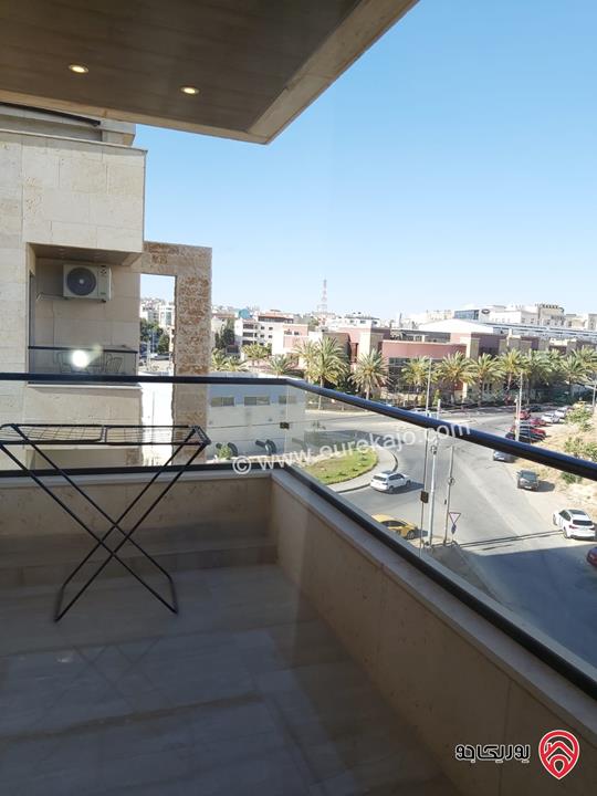 شقة فاخرة مفروشة طابق ثالث مساحة 140م للايجار في عمان - تلاع العلي