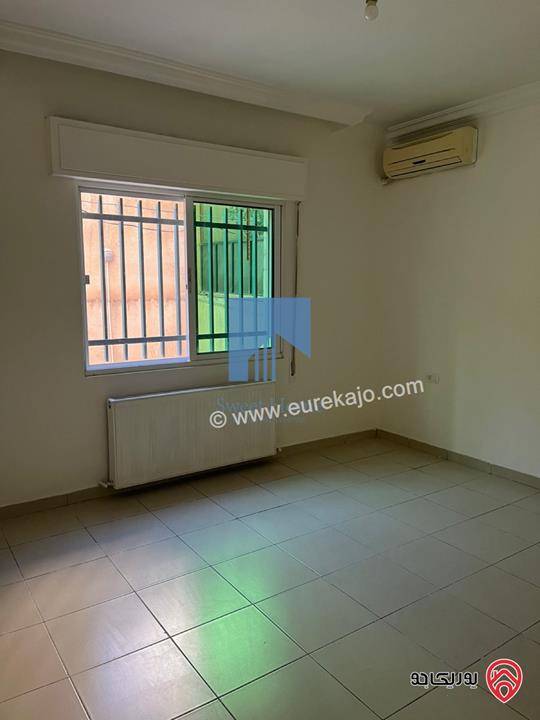 شقة شبه أرضية مساحة 143م داخلي مع ترسات 100م للبيع في عمان - عرقوب خلدا