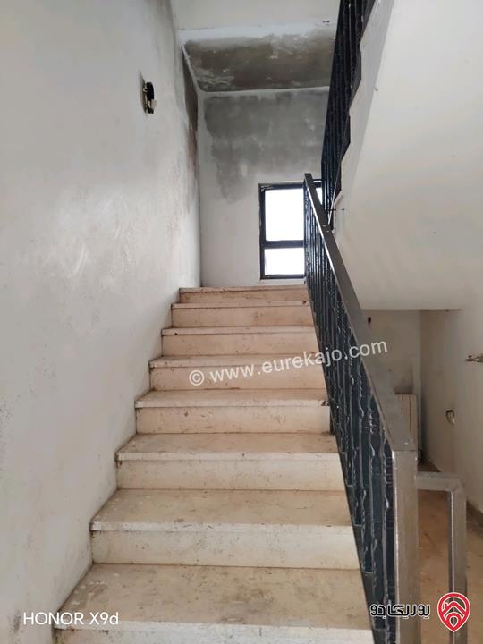 بيت مستقل مساحة 180م على ارض 373م للبيع في عمان - طبربور